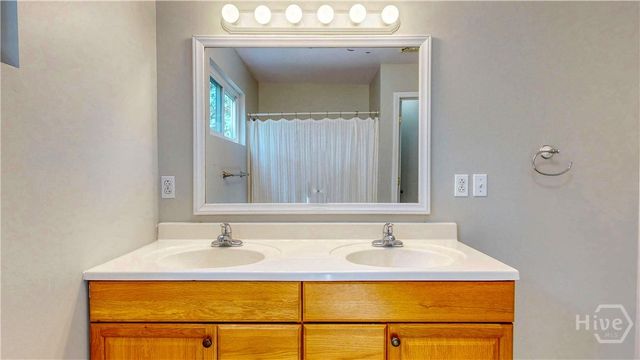 2607 Governor Street, Savannah, GA 31408