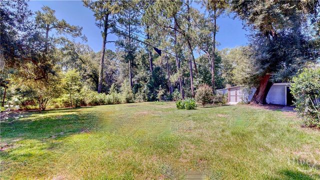 2607 Governor Street, Savannah, GA 31408