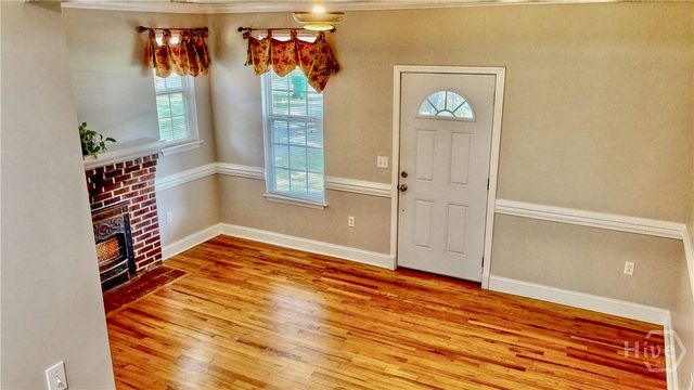 2607 Governor Street, Savannah, GA 31408