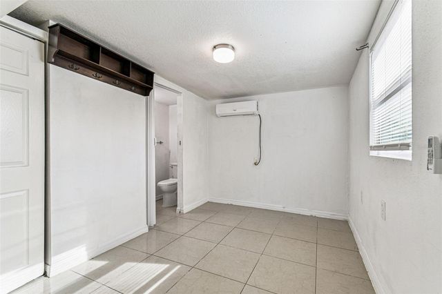 6915 BREAM STREET, Tampa, FL 33617