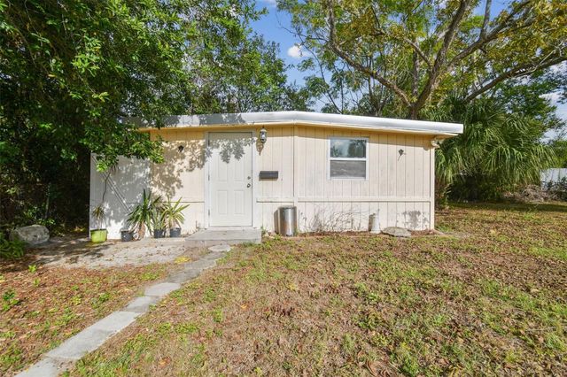 6915 BREAM STREET, Tampa, FL 33617