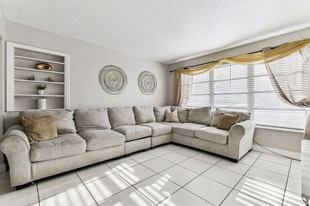 6915 BREAM STREET, Tampa, FL 33617