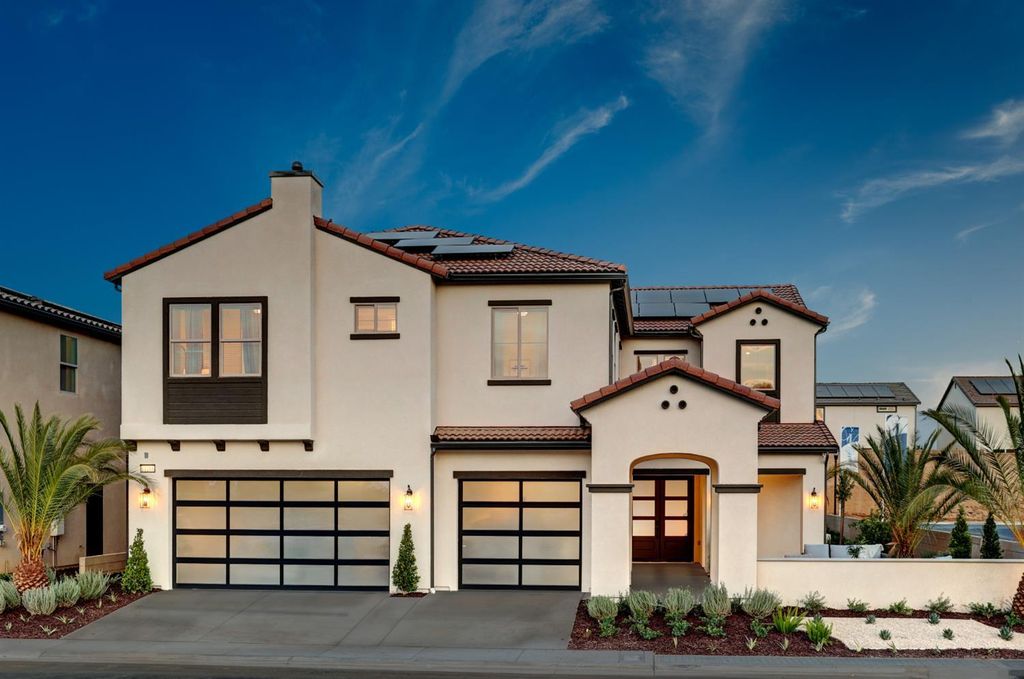 11206 N Via Ravenna Drive, Fresno, CA 93730