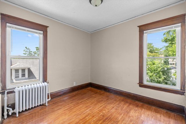 101 Litchfield Street, Saint Paul, MN 55117