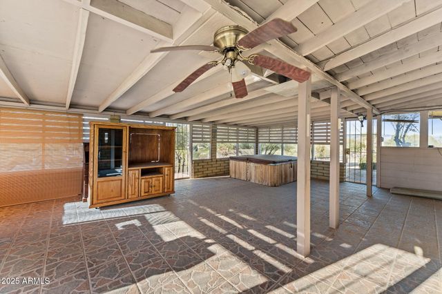 860 FALCON Drive, Wickenburg, AZ 85390