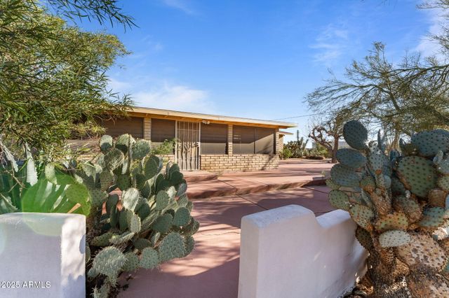 860 FALCON Drive, Wickenburg, AZ 85390