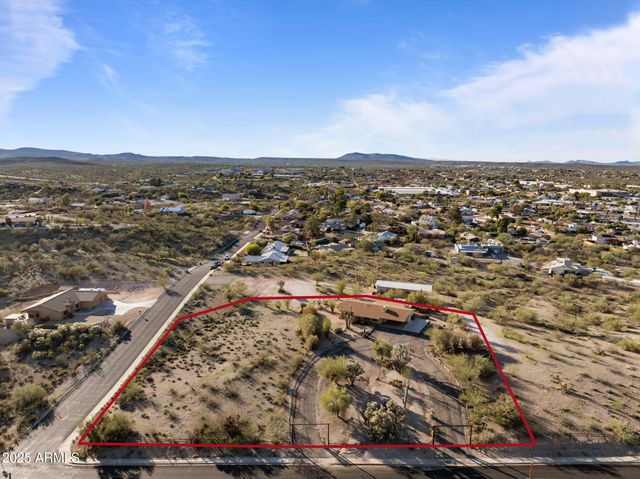 860 FALCON Drive, Wickenburg, AZ 85390