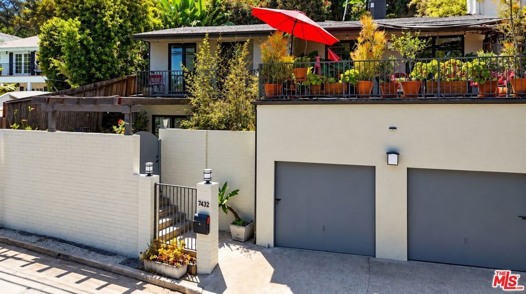 7432 Woodrow Wilson Drive, Los Angeles, CA 90046 — photo 2