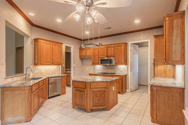 2201 Bayou Court, Keller, TX 76248