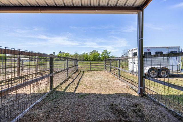 1389 Hollis Road, North Zulch, TX 77872