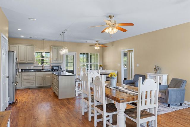 1389 Hollis Road, North Zulch, TX 77872