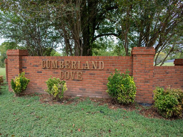 140 Rivercrest Cir, Carthage, TN 37030