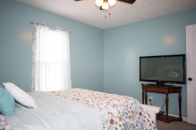 140 Rivercrest Cir, Carthage, TN 37030