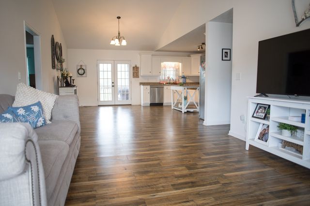 140 Rivercrest Cir, Carthage, TN 37030