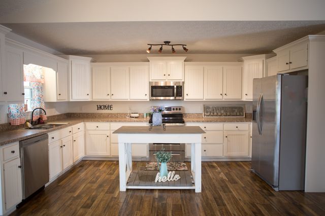 140 Rivercrest Cir, Carthage, TN 37030