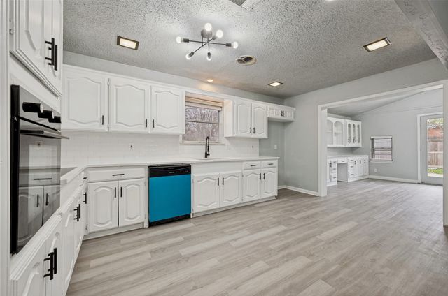 3209 Gail Court, Irving, TX 75060