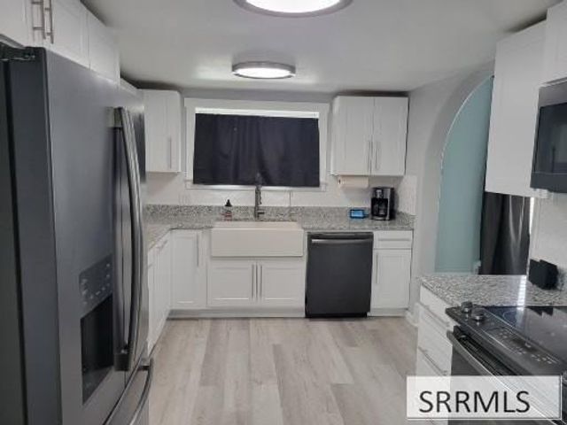 95 N Spruce Avenue, Blackfoot, ID 83221