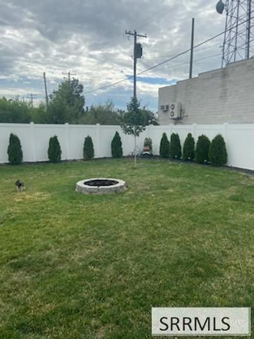 95 N Spruce Avenue, Blackfoot, ID 83221