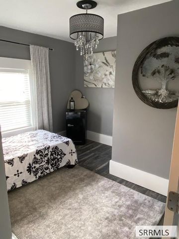 95 N Spruce Avenue, Blackfoot, ID 83221