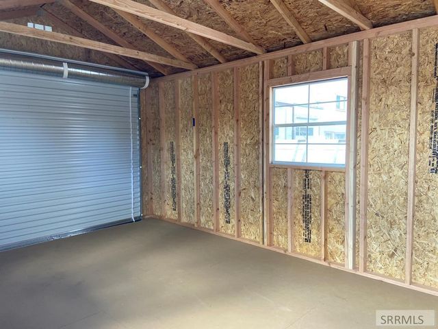 95 N Spruce Avenue, Blackfoot, ID 83221