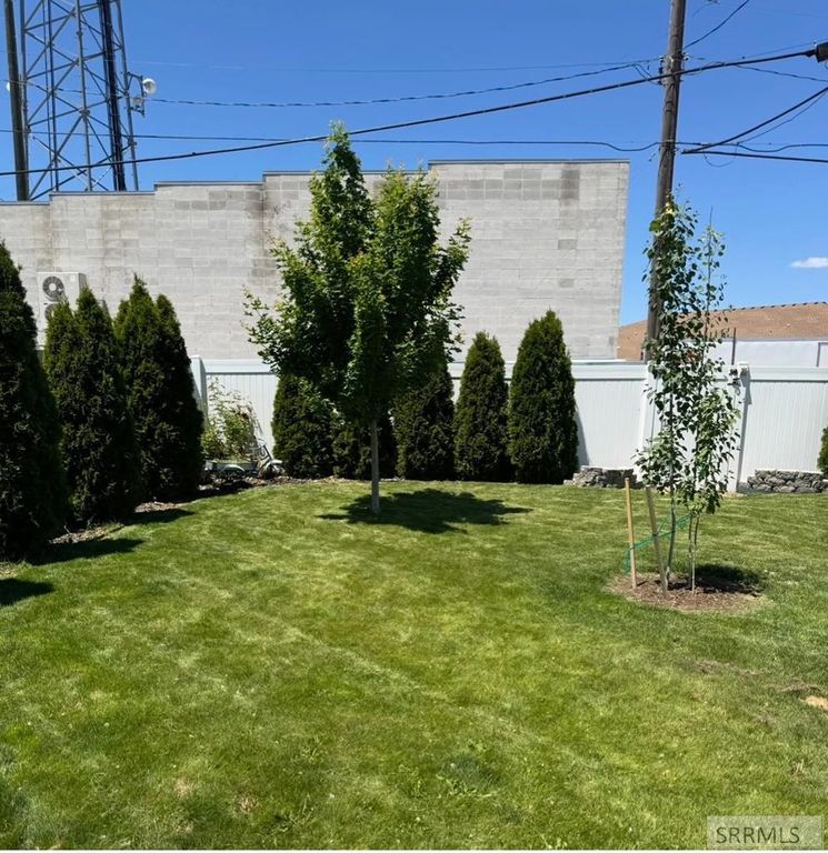 Image 57 of property listing at 95 N Spruce Street, Blackfoot, ID 83221