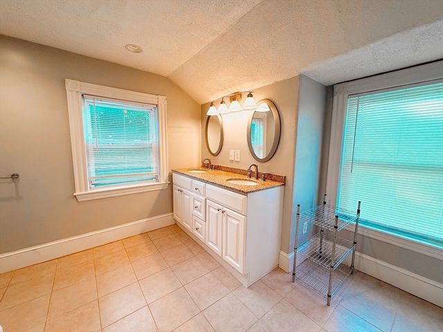 3 Elm Street 2, Natick, MA 01760