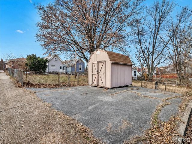 2830 59th Street, St Louis, MO 63139