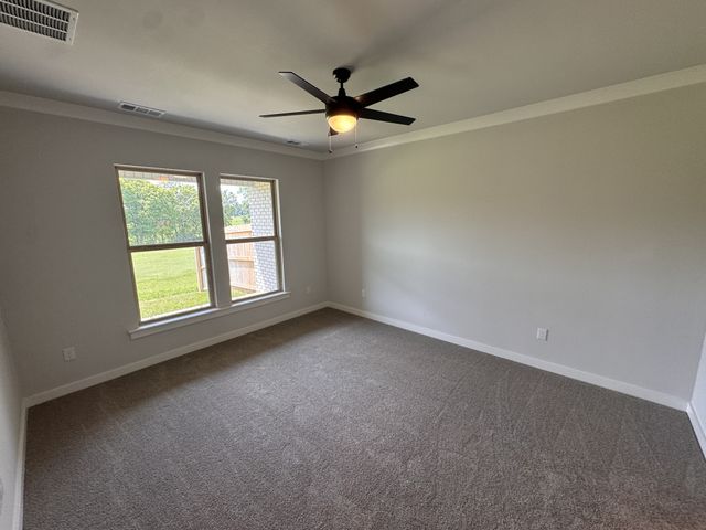 520 W Foxrun, Springfield, TN 37172