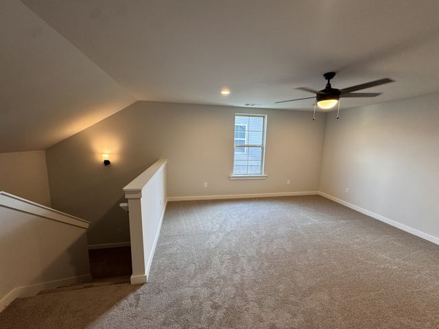 520 W Foxrun, Springfield, TN 37172