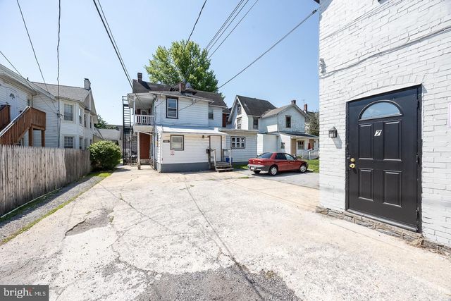 553 E CHESTNUT ST, Coatesville, PA 19320