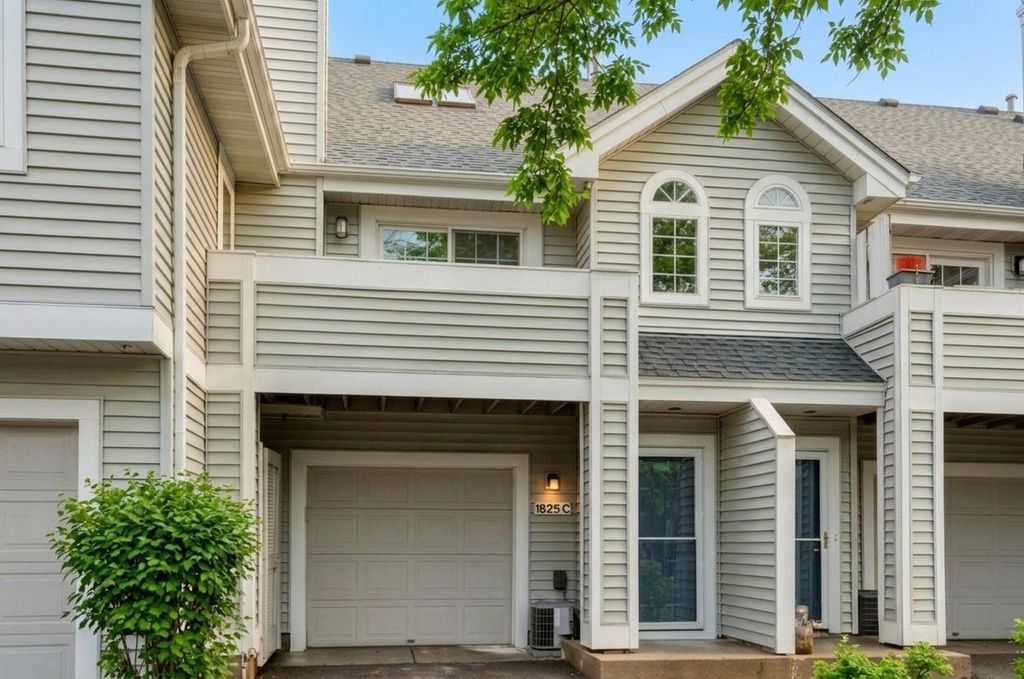 1825 Terraceview Lane N C, Plymouth, MN 55447