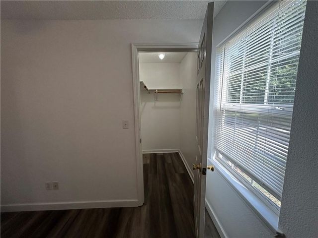 323 Hamilton Drive, Warrensburg, MO 64093