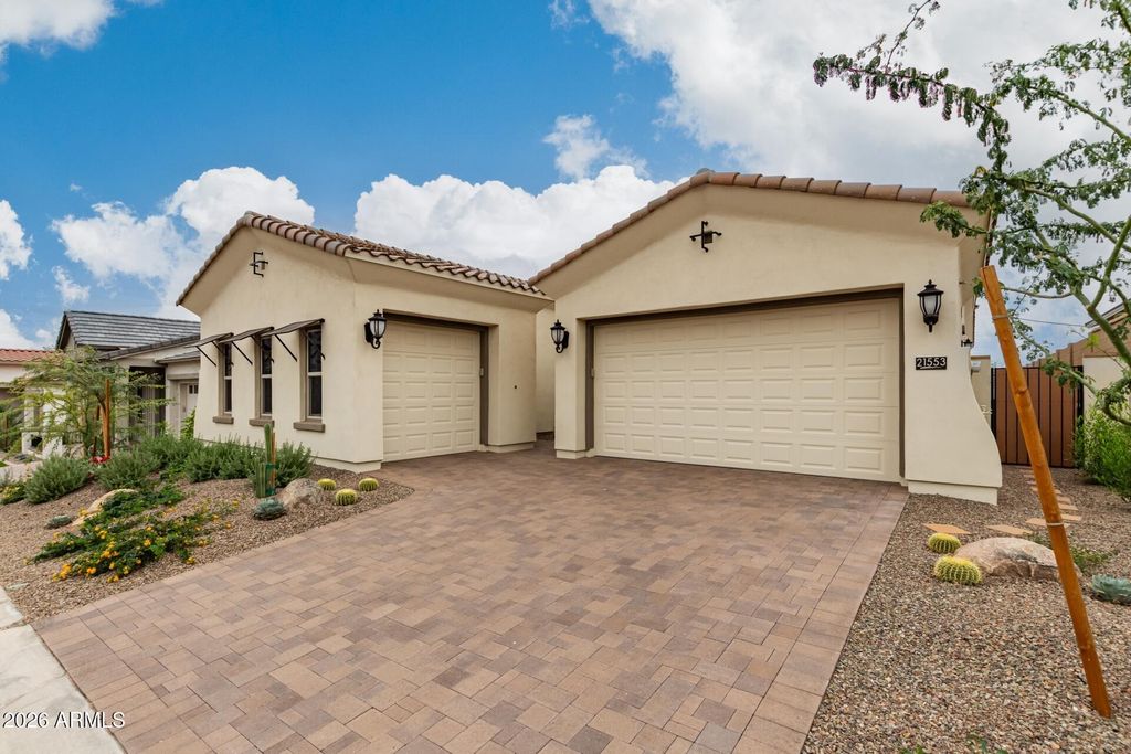 21553 W PIERSON Street, Buckeye, AZ 85396 — photo 3