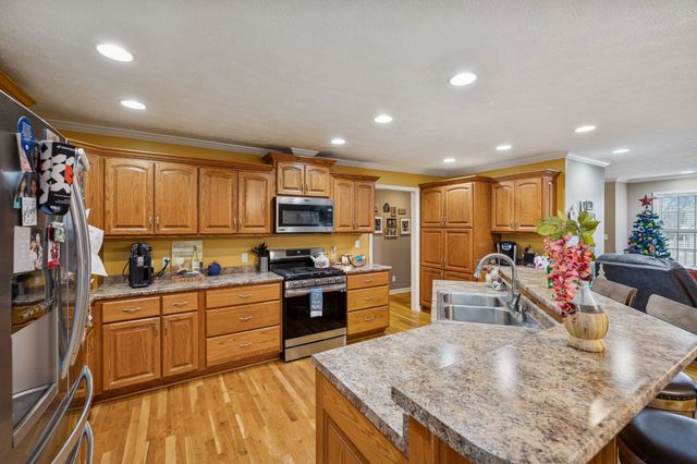 301 W King St, Morrison, TN 37357