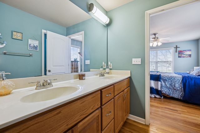 301 W King St, Morrison, TN 37357