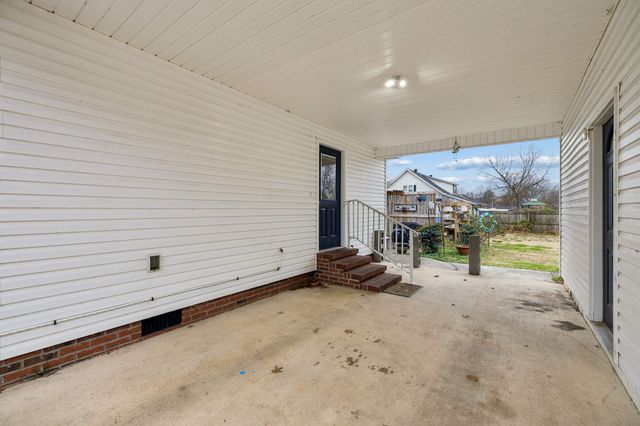 301 W King St, Morrison, TN 37357