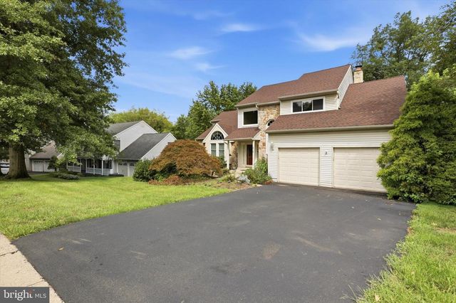 216 CASSANDRA DR, Chalfont, PA 18914