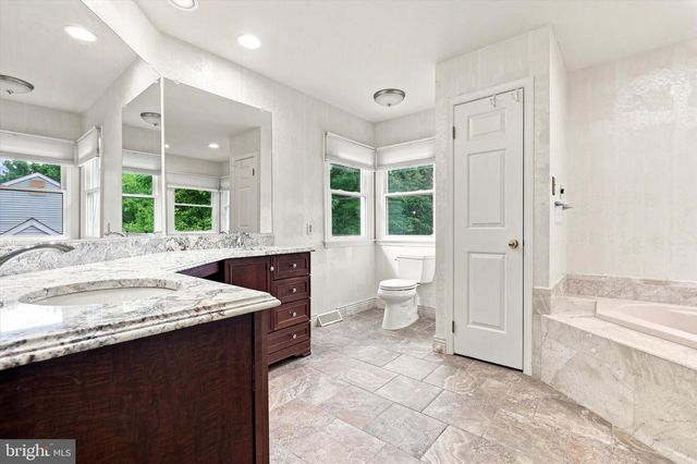 216 CASSANDRA DR, Chalfont, PA 18914