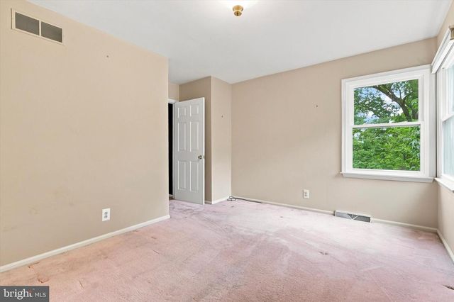 216 CASSANDRA DR, Chalfont, PA 18914