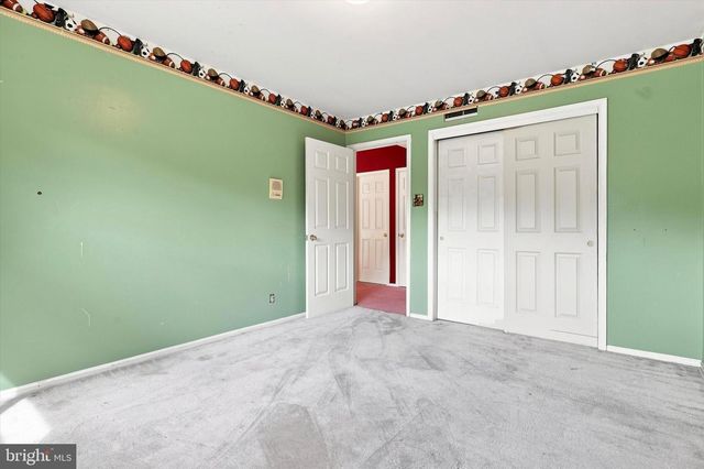 216 CASSANDRA DR, Chalfont, PA 18914