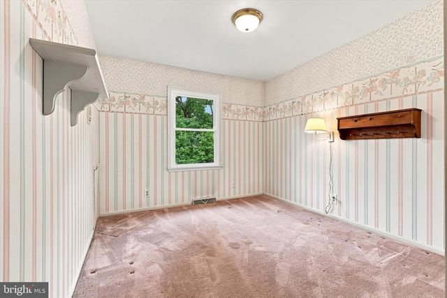 216 CASSANDRA DR, Chalfont, PA 18914