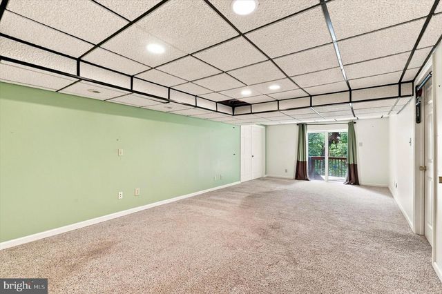 216 CASSANDRA DR, Chalfont, PA 18914