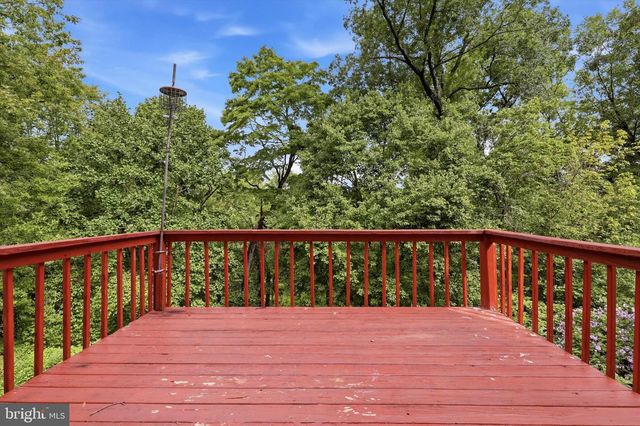 216 CASSANDRA DR, Chalfont, PA 18914