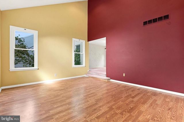 216 CASSANDRA DR, Chalfont, PA 18914