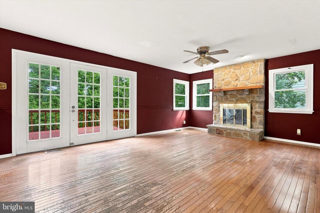 216 CASSANDRA DR, Chalfont, PA 18914