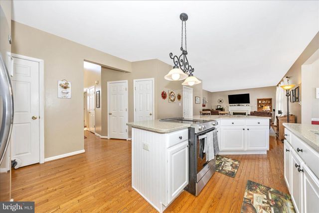 1 CAVALRY CT, Boonsboro, MD 21713