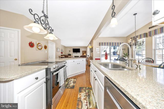 1 CAVALRY CT, Boonsboro, MD 21713