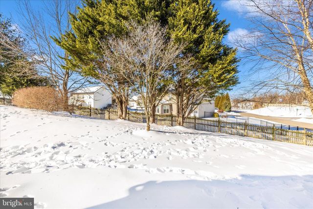 1 CAVALRY CT, Boonsboro, MD 21713