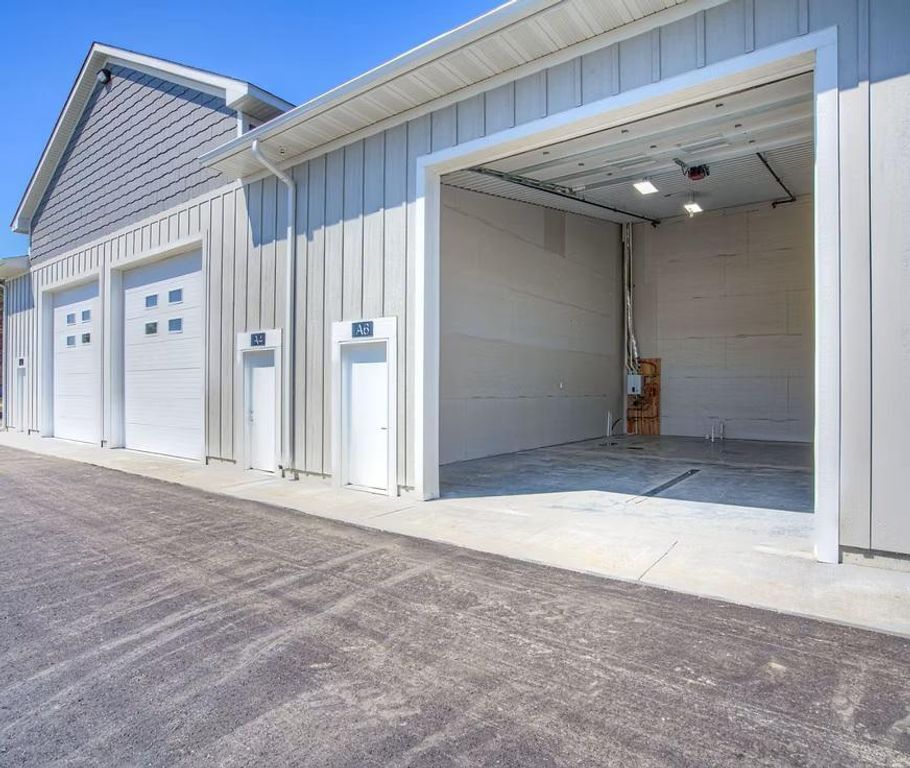 5836 Barthel Industrial Drive NE #5, Albertville, MN 55301 — exterior