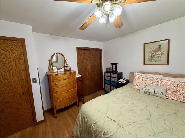 1227 Bradley Avenue, Eau Claire, WI 54701